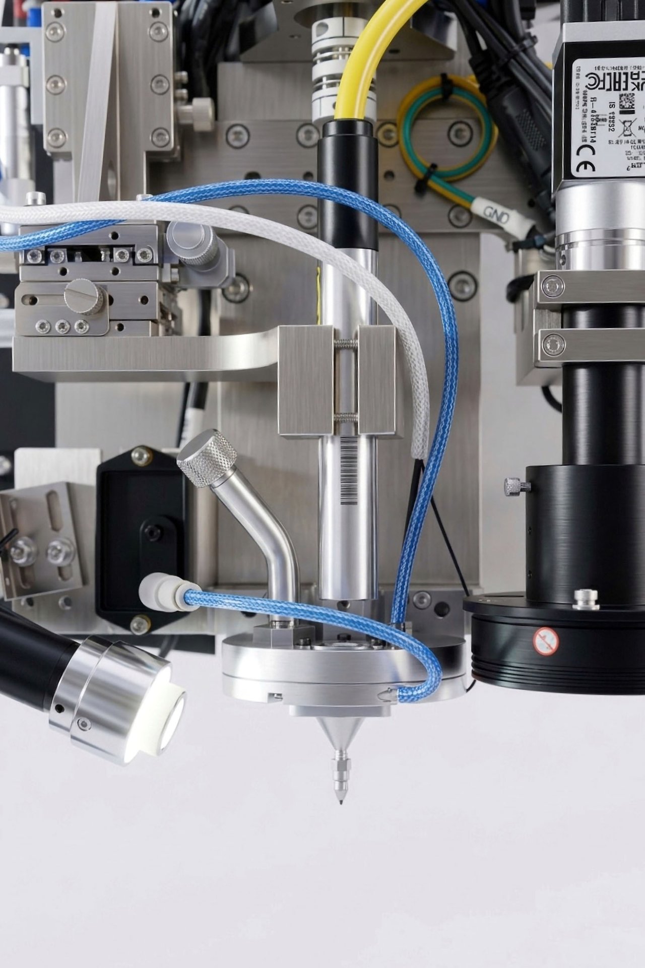 Laser processing head close-up